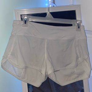 lululemon white speed shorts 2.5 length